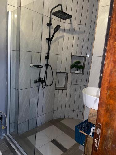 Bany a Elie home