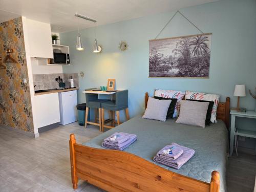 Charmant studio entre mer et forêt