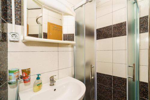 Apartmani Toni