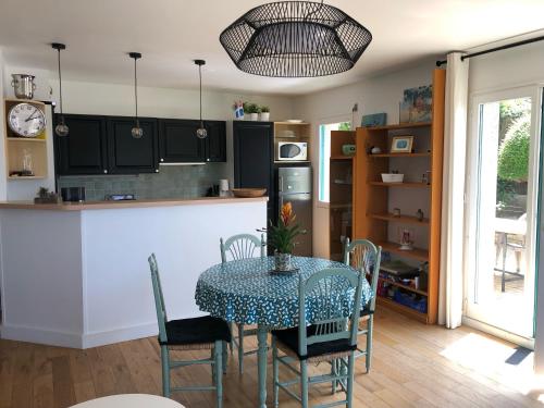 Beau T3 Solidor avec Terrasse à 50m de la mer