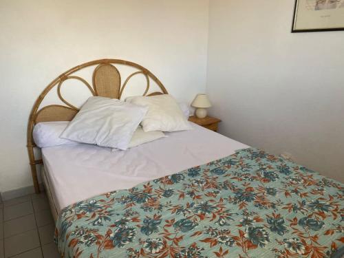 Posteľ alebo postele v izbe v ubytovaní Appartement pour 4 personnes à 50m de la plage