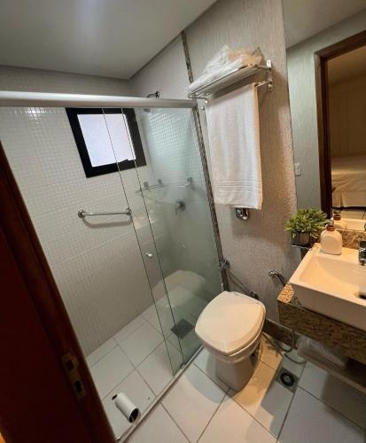 Ένα μπάνιο στο SUN30 - Flat Praça do Sol Cama Superking e Cozinha