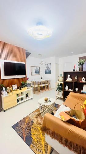Televiisor ja/või meelelahutuskeskus majutusasutuses Home in Butuan City