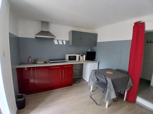 Dapur atau dapur kecil di L'aube de Vouglans 2 Personnes