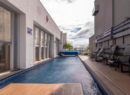 Swimmingpoolen hos eller tæt på LUX80 - Flat Próximo ao Órion Alto Padrão