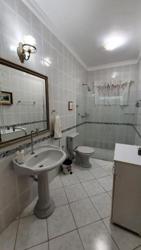 Ένα μπάνιο στο Casa Clorophila, quarto para até 7 hóspedes
