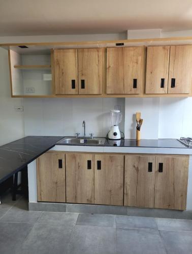 Cuisine ou kitchenette dans l'établissement Apartamento en Pamplona, comodidad y ubicación ideal