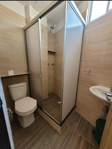Salle de bains dans l'établissement Apartamento en Pamplona, comodidad y ubicación ideal