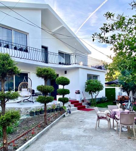 El edificio en el que está la villa