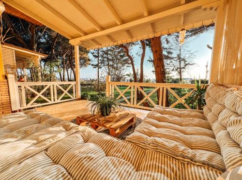 Balkoni atau teres di Marlis' Home