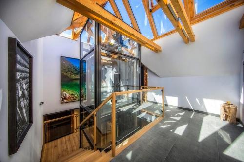 Posteľ alebo postele v izbe v ubytovaní Apart-Center Pod Gwiazdami SPA