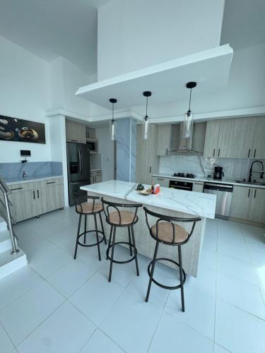 Dapur atau dapur kecil di Cabaña Miramar