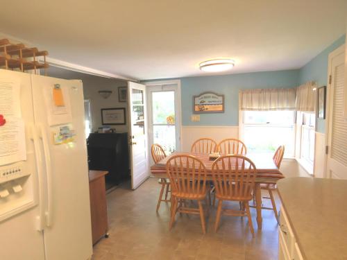 Η κουζίνα ή μικρή κουζίνα στο 304 S Broadway