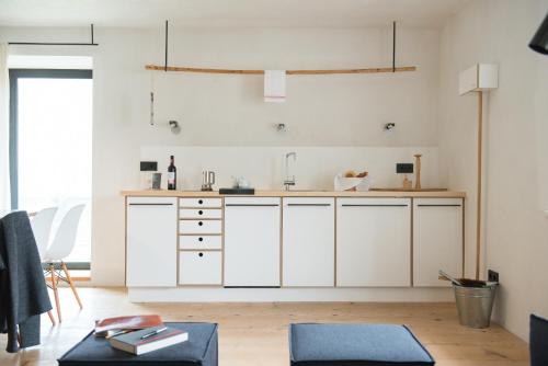 Dapur atau dapur kecil di Gästehaus berge