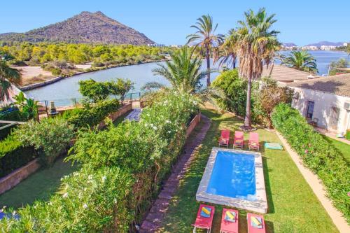 Villa Casa de Lago by Villa Plus