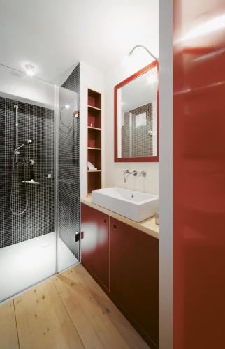 Bilik mandi di Gästehaus berge