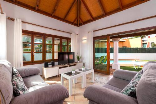 Villa Feliz Mar by Villa Plus