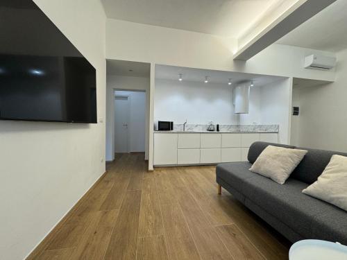 Η κουζίνα ή μικρή κουζίνα στο Noliday Riviera Prestige Apartment