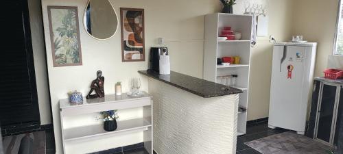 Η κουζίνα ή μικρή κουζίνα στο Apartamento completo