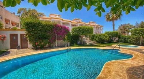 Swimmingpoolen hos eller tæt på Casa Indi Vera