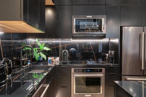 Wynwood Condo, Walk to Restaurants & Nightclubs! photo 27