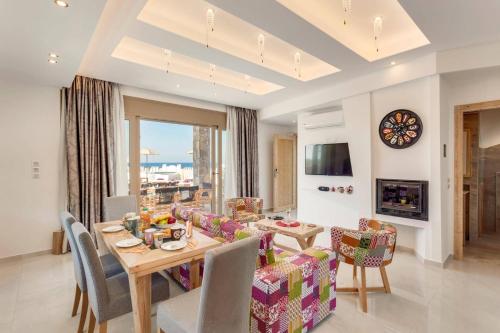 Villa Chrysa by Villa Plus