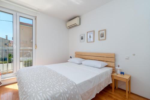 Sunny Terrace - Apartment Zulim, Trogir