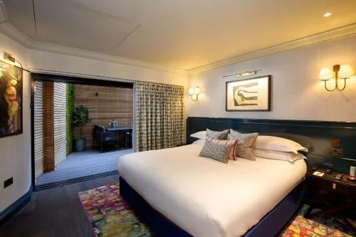 The Capital Hotel, Apartments & Townhouse - Small Luxury Hotels of The World photo 33