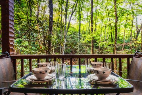 Κήπος έξω από το Creekside Smoky Mountains