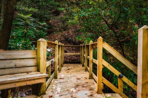 Φωτογραφία από το άλμπουμ του Creekside Smoky Mountains σε Hatchertown