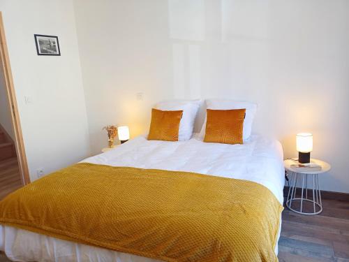 Ένα ή περισσότερα κρεβάτια σε δωμάτιο στο Hygge en Méditerranée