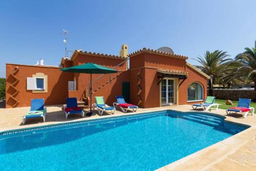 Villa Hegoalde by Villa Plus