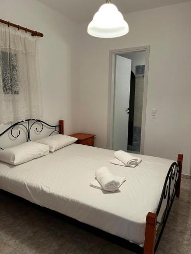 Blue and White House Mykonos photo 2