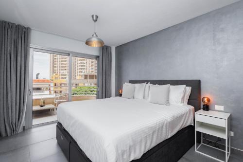 Modern 2 Bed Sea View Apartment Pool Access