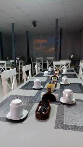 Příslušenství pro přípravu čaje a kávy v ubytování Hotel Real San Pedro