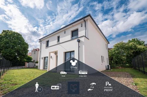 Enchanted house Disneyland Paris