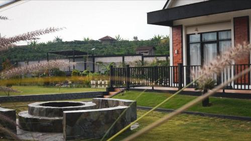 Κήπος έξω από το Villa Kolam Private