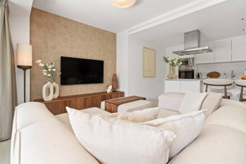 Oasis 325 Hideaway Luxe Garden Apartment photo 13