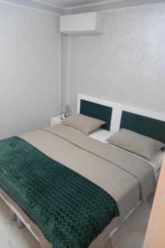 Apartments with parking space Zadar - 22113
