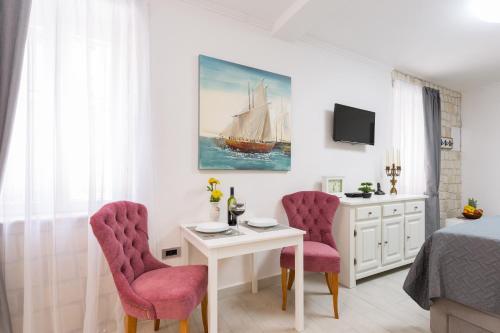 Apartments with WiFi Split - 24391
