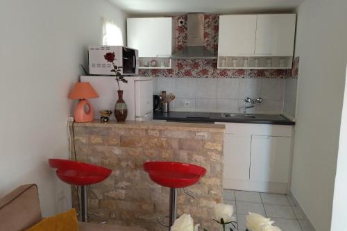 Apartments with parking space Rogoznica - 24546