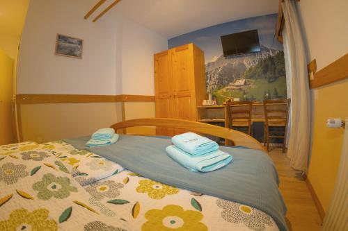 Guesthouse Dragaにあるベッド