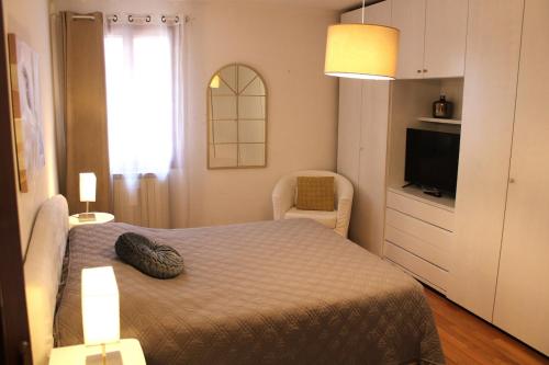 Letto o letti in una camera di Charming canal view San Marco apartment