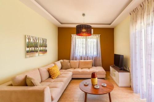 Гостиная зона в Asteri Suites - Rethymno Sunbeam Vacation