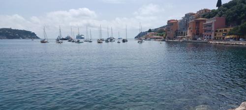 Photo de la galerie de l'établissement Charming studio 50m de la plage, à Nice