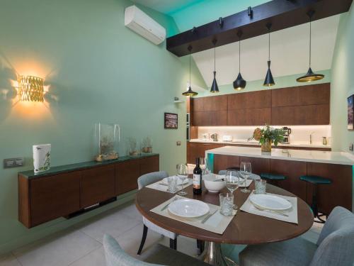 Exclusive Designer Bungalow in Maspalomas By Pride Holiday Rentals