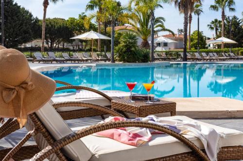 Swimmingpoolen hos eller tæt på Wyndham Grand Algarve
