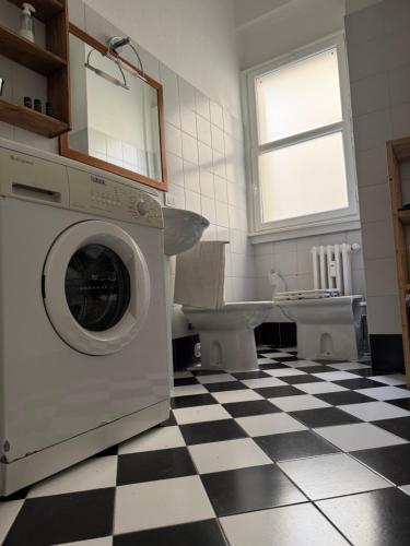 Hostmate - Milano - Pepe - Isola