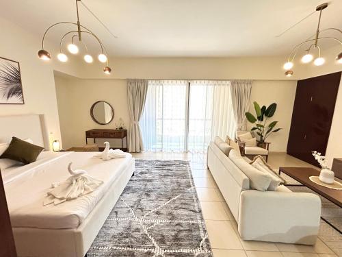 Beachside Spacious Studio at the heart of JBR