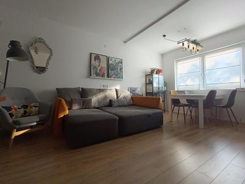 ROXY, 5 minutes from the beach